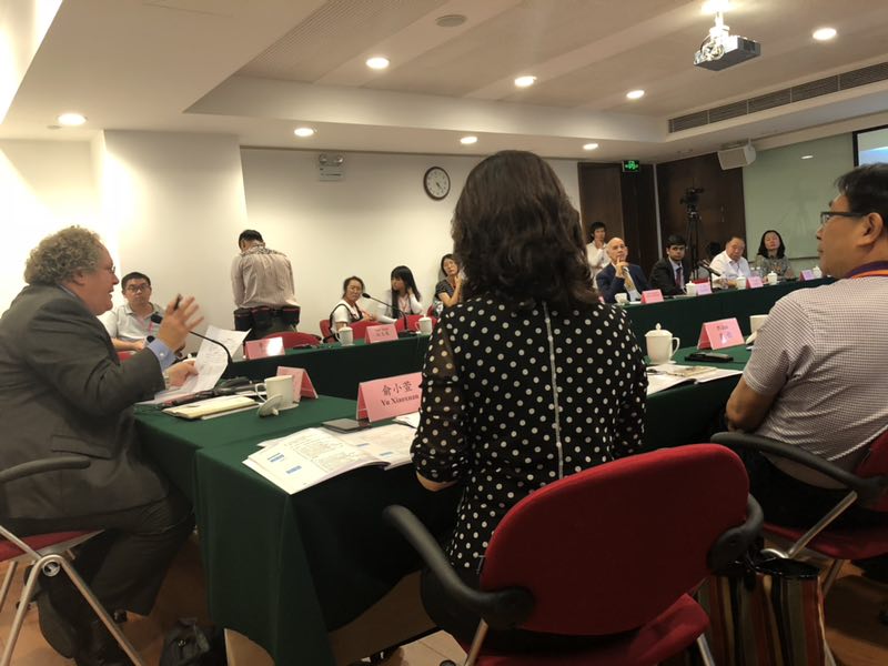 達信雅為堅持和平發(fā)展道路，推動構建人類命運共同體之平行論壇提供同傳翻譯