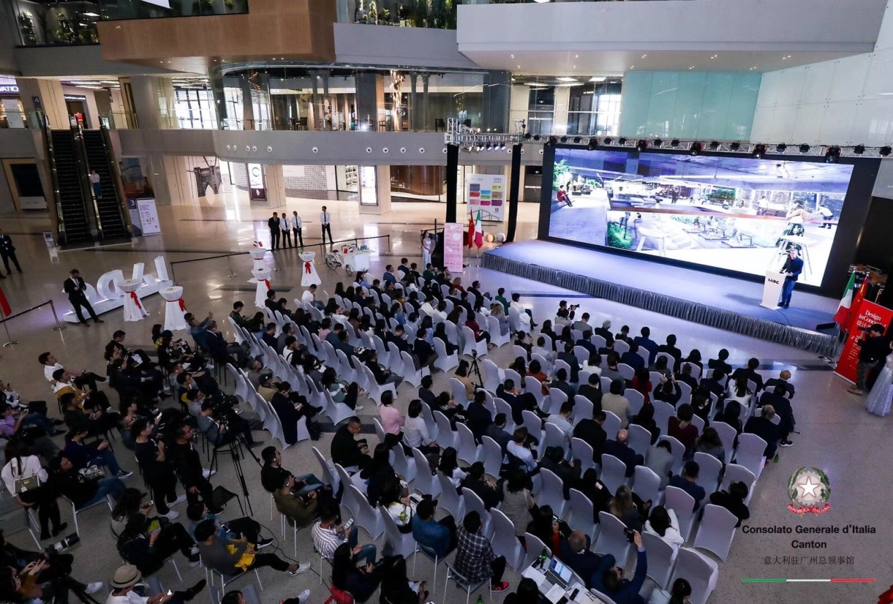 達信雅為2019中國軟裝大會（春季）論壇提供翻譯服務(wù)